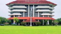 Info Kampus "Universitas Pembangunan Nasional"